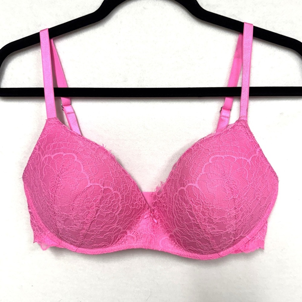 Victoria's Secret Dream Angels Hot Pink Lace Bra, Size 34DD, Padded Wireless